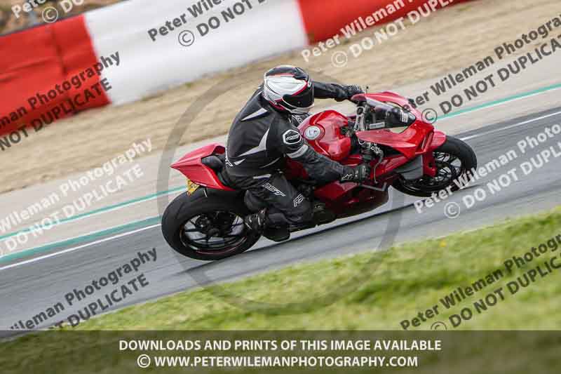 cadwell no limits trackday;cadwell park;cadwell park photographs;cadwell trackday photographs;enduro digital images;event digital images;eventdigitalimages;navarra;no limits trackdays;peter wileman photography;racing digital images;trackday digital images;trackday photos